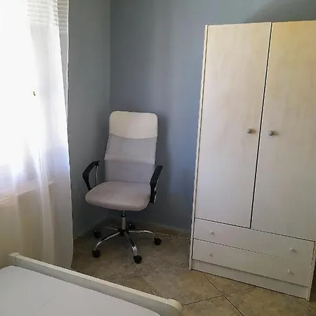Niki House Apartment