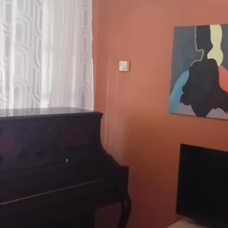 Niki House *